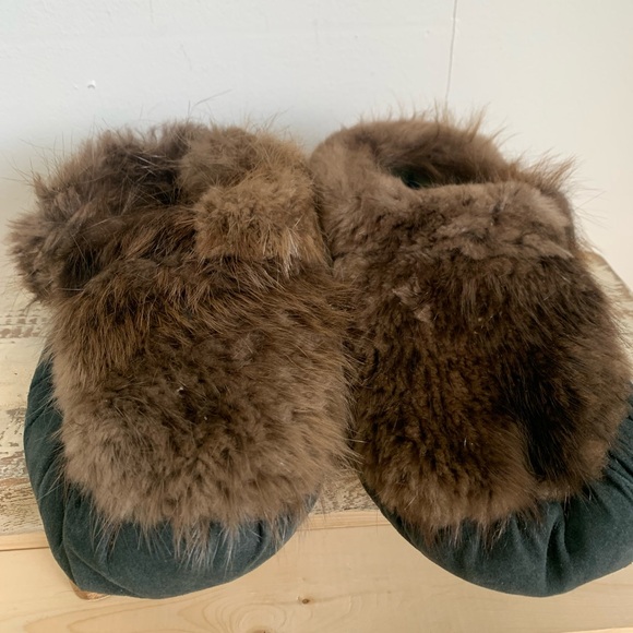 Handmade Leather and Fur Moccasins-Cozy - Picture 9 of 15